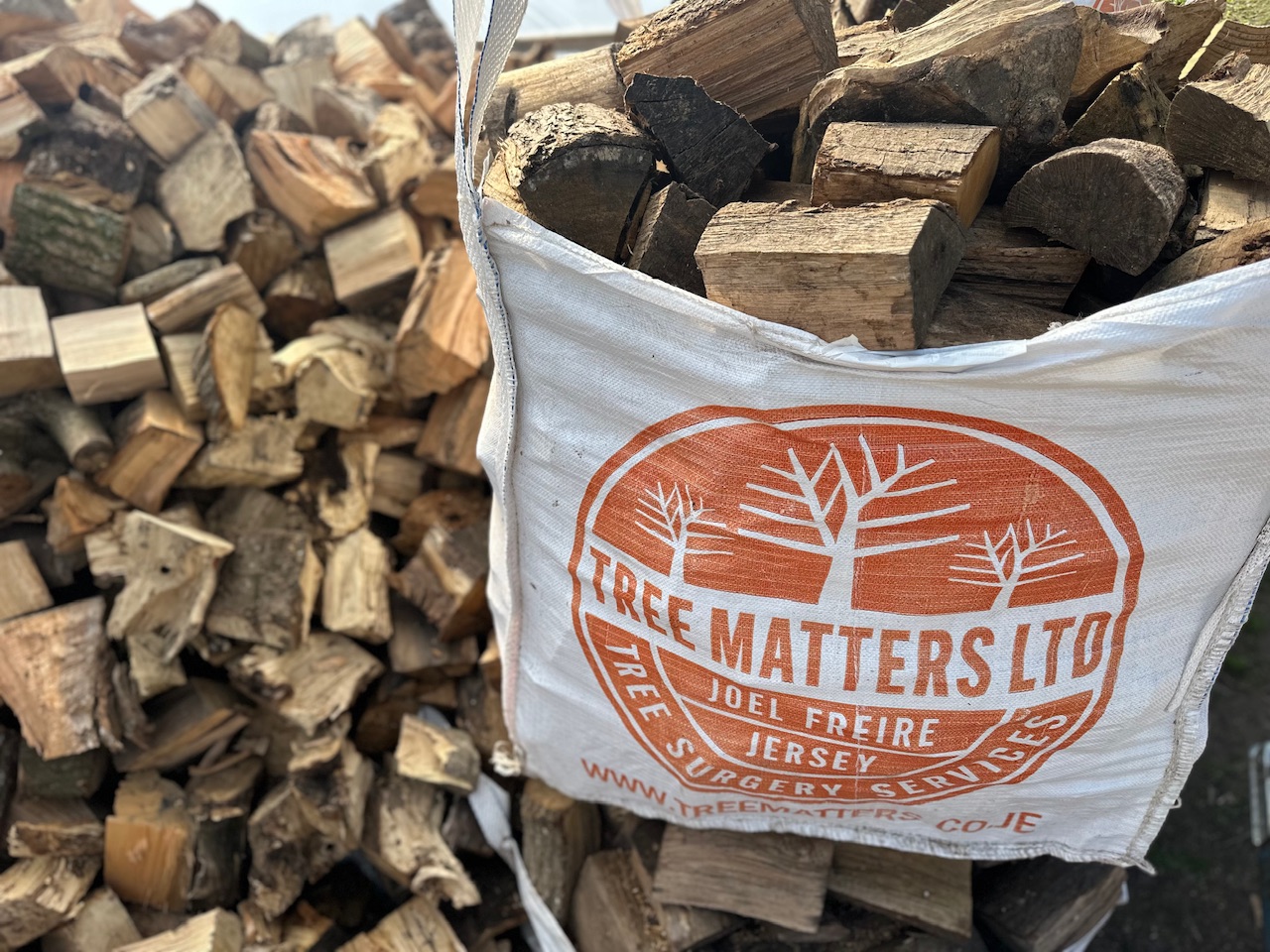 Hardwood Mix (1 cubic bag)